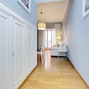 Apartment Frezza, Rome